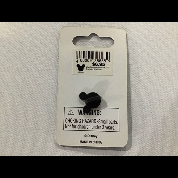 Pirates of the Caribbean Pete and Mickey Duel Pin - Picture 2 of 2